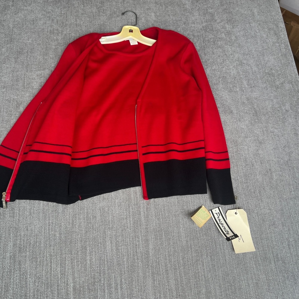 Prosperity 2-Piece Twinset Cardigan & Top Womens MP Red Black Knit V-Neck Zip Up